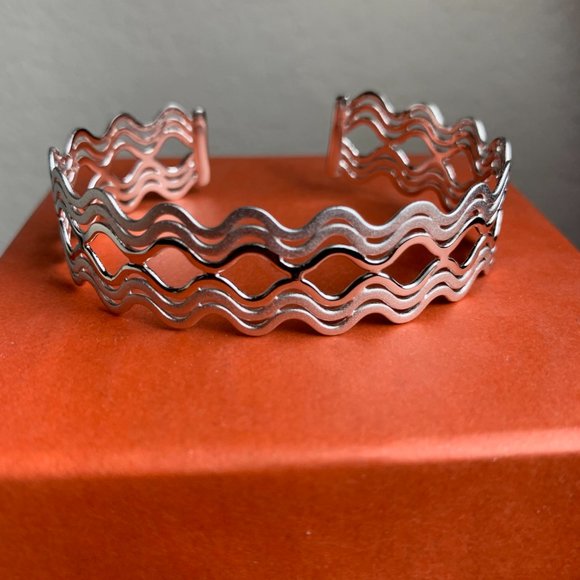 NWOT Italian Real Silver Wavy Cuff Bangle Bracelet - Picture 7 of 8